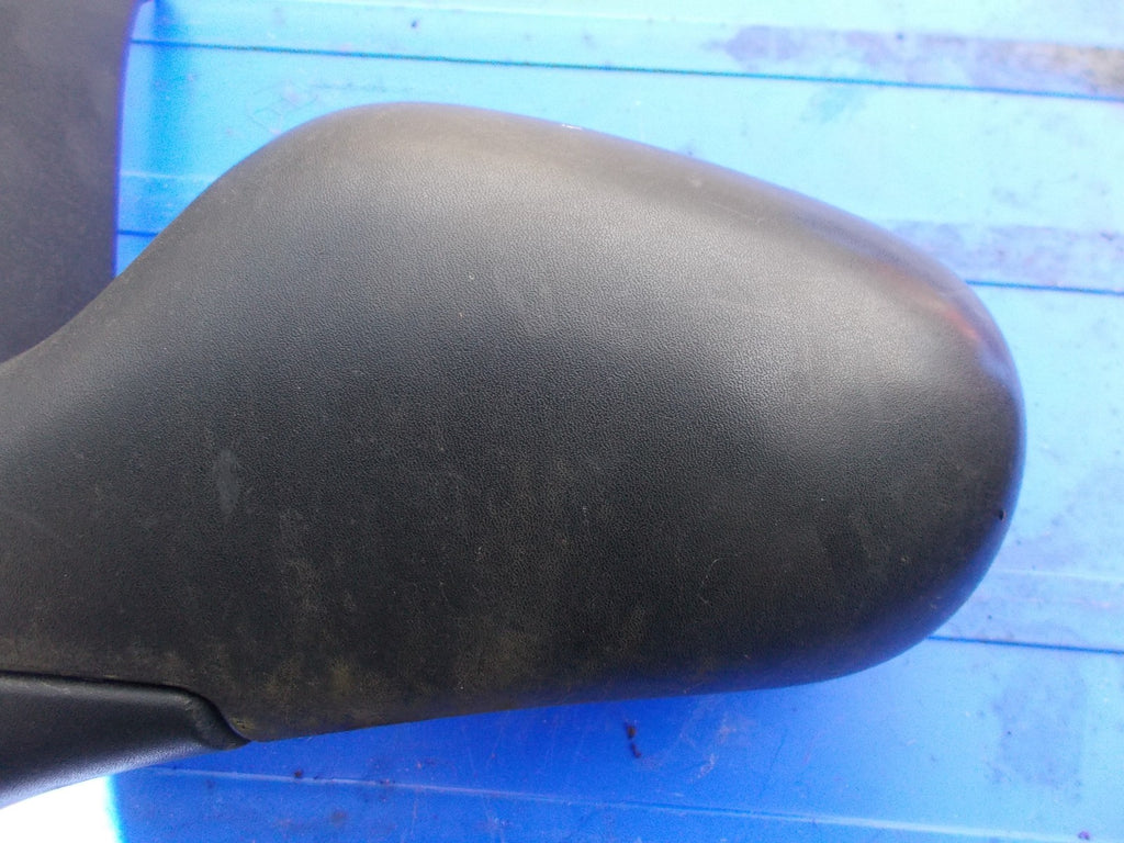 1999 RENAULT CLIO MK2 NS PASSENGER SIDE MANUAL WING MIRROR E2017005 BLACK