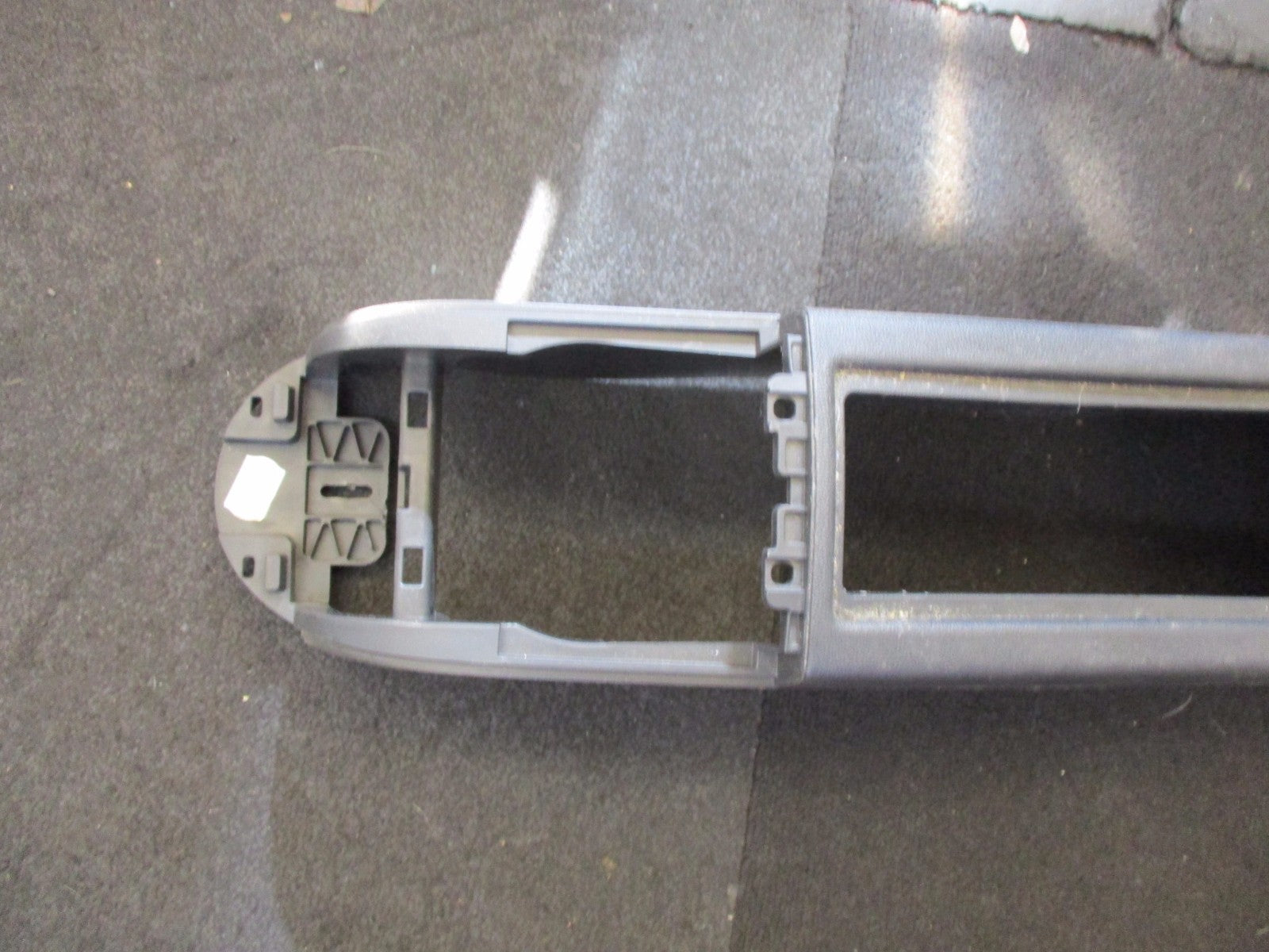 VAUXHALL CORSA D 2014 5 DOOR PLASTIC TRIM SURROUND CENTRE CONSOLE 13390674