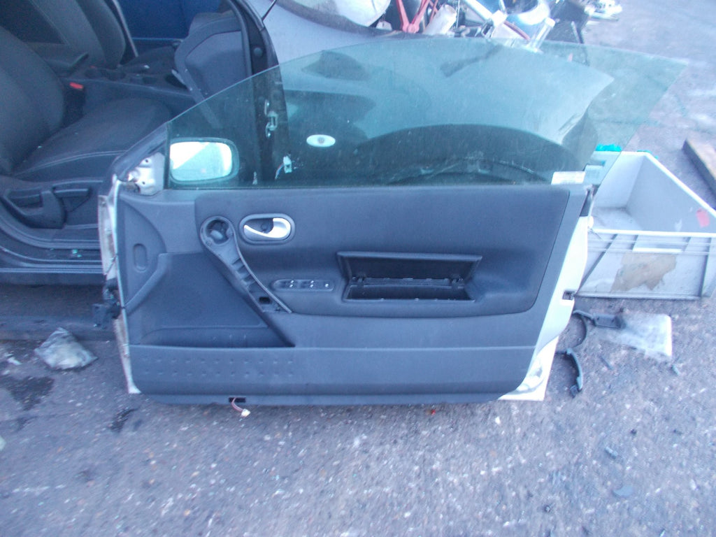 RENAULT MEGANE MK2 CC 2002-2009 OS DRIVER SIDE DOOR COMPLETE TED69 MERCURY GREY