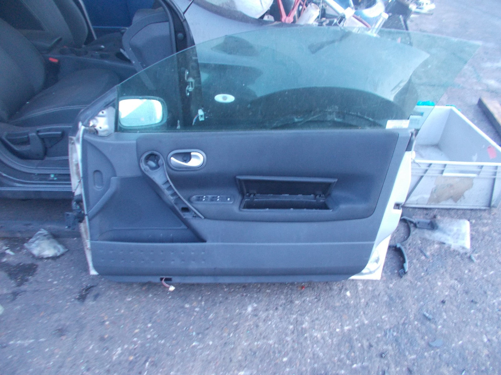 RENAULT MEGANE MK2 CC 2002-2009 OS DRIVER SIDE DOOR COMPLETE TED69 MERCURY GREY