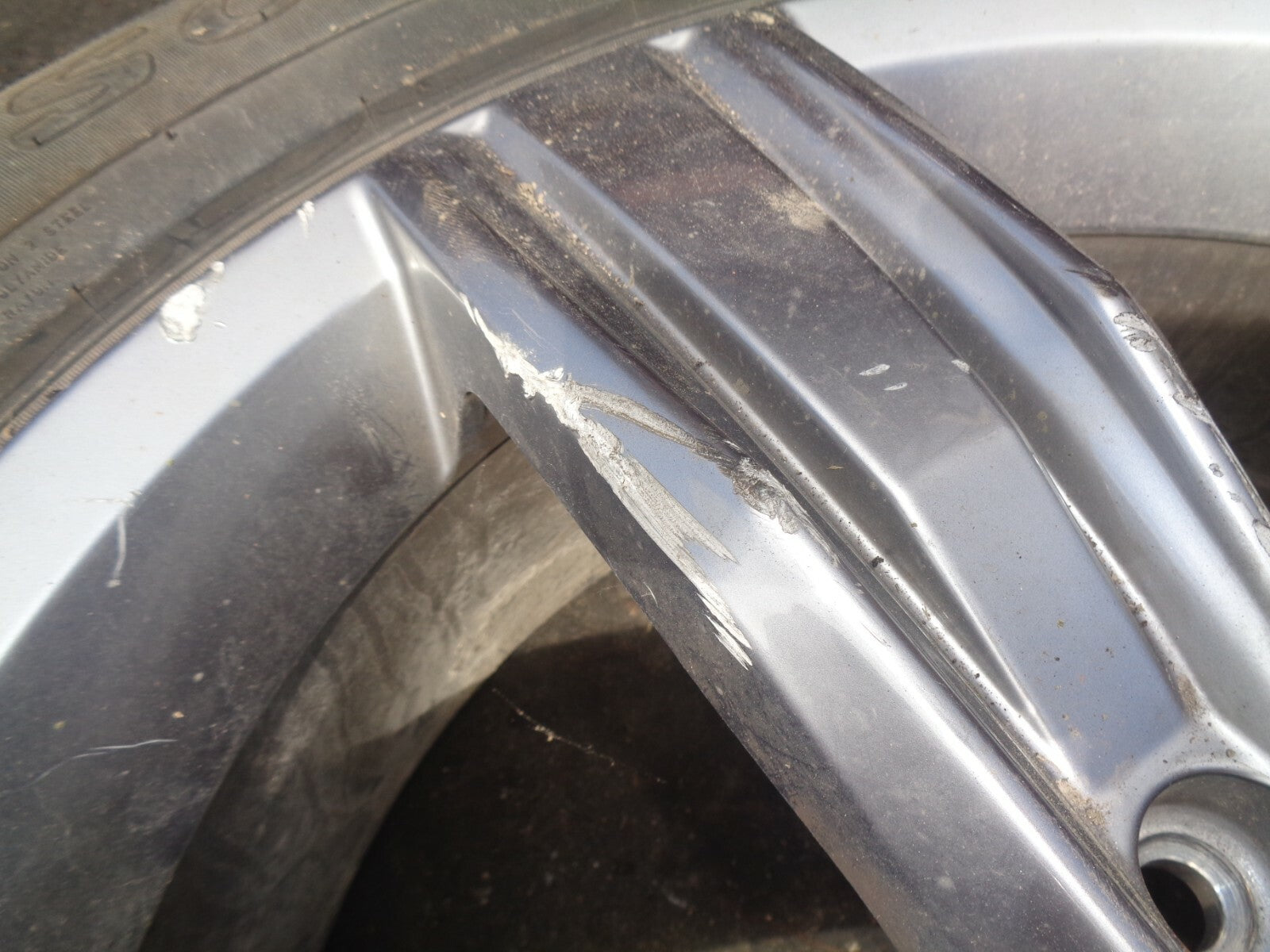 VW VOLKSWAGEN TIGUAN MK2 2019 19 INCH SINGLE ALLOY WHEEL & TYRE 235/50R19 REF 3