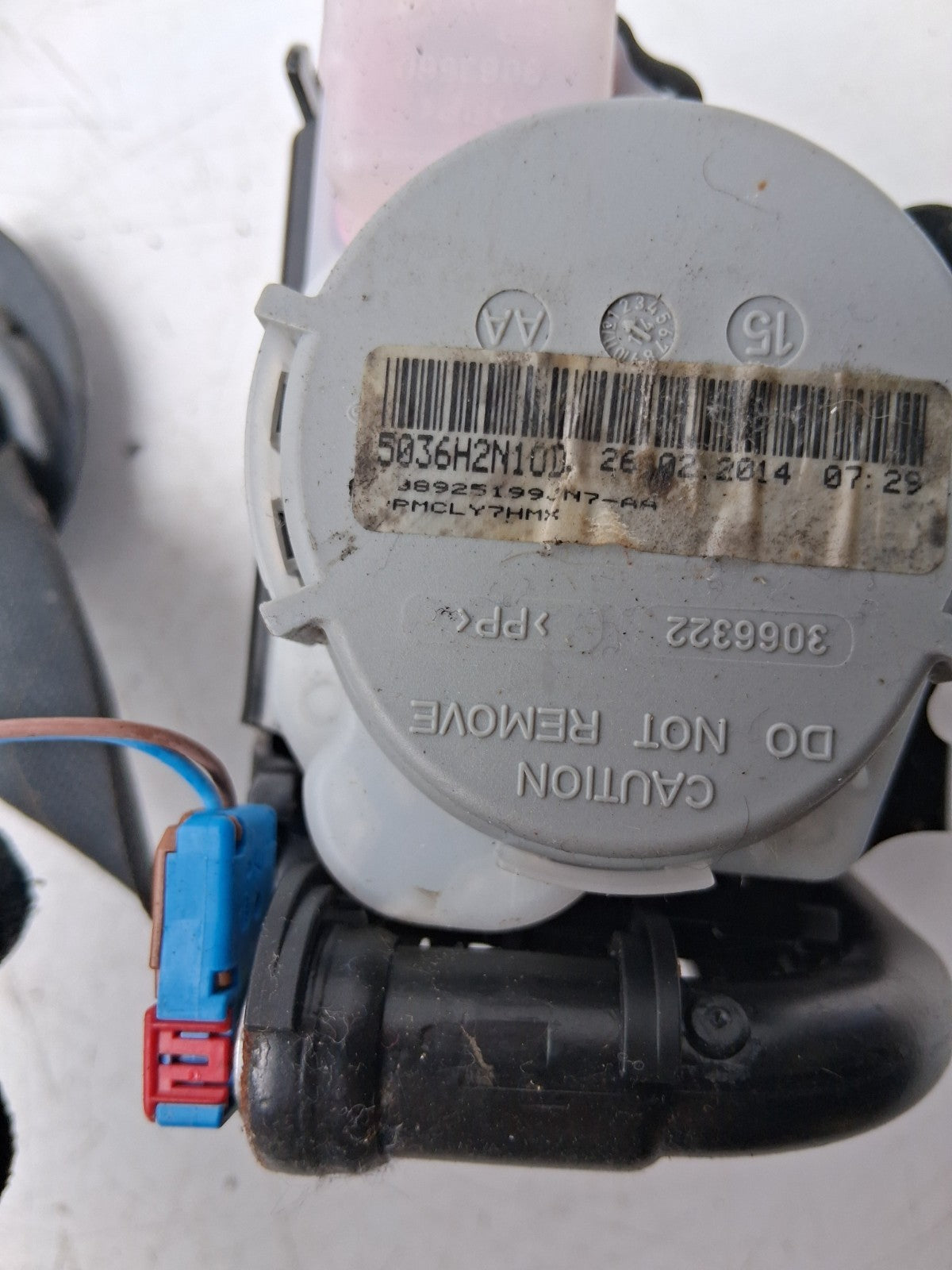 NISSAN QASHQAI MK2 2014 OSF OFF DRIVER RIGHT FULL FRONT SEAT BELT 0589P1000220
