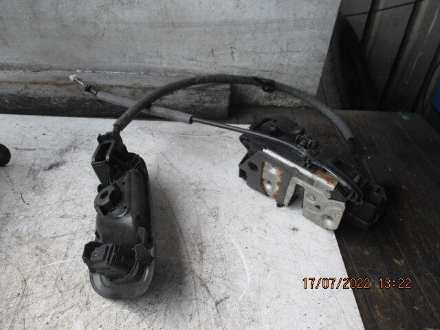 FORD FOCUS MK3 2016 OSF DRIVER SIDE FRONT DOOR LOCK MECHANISM BM5AA21812CF