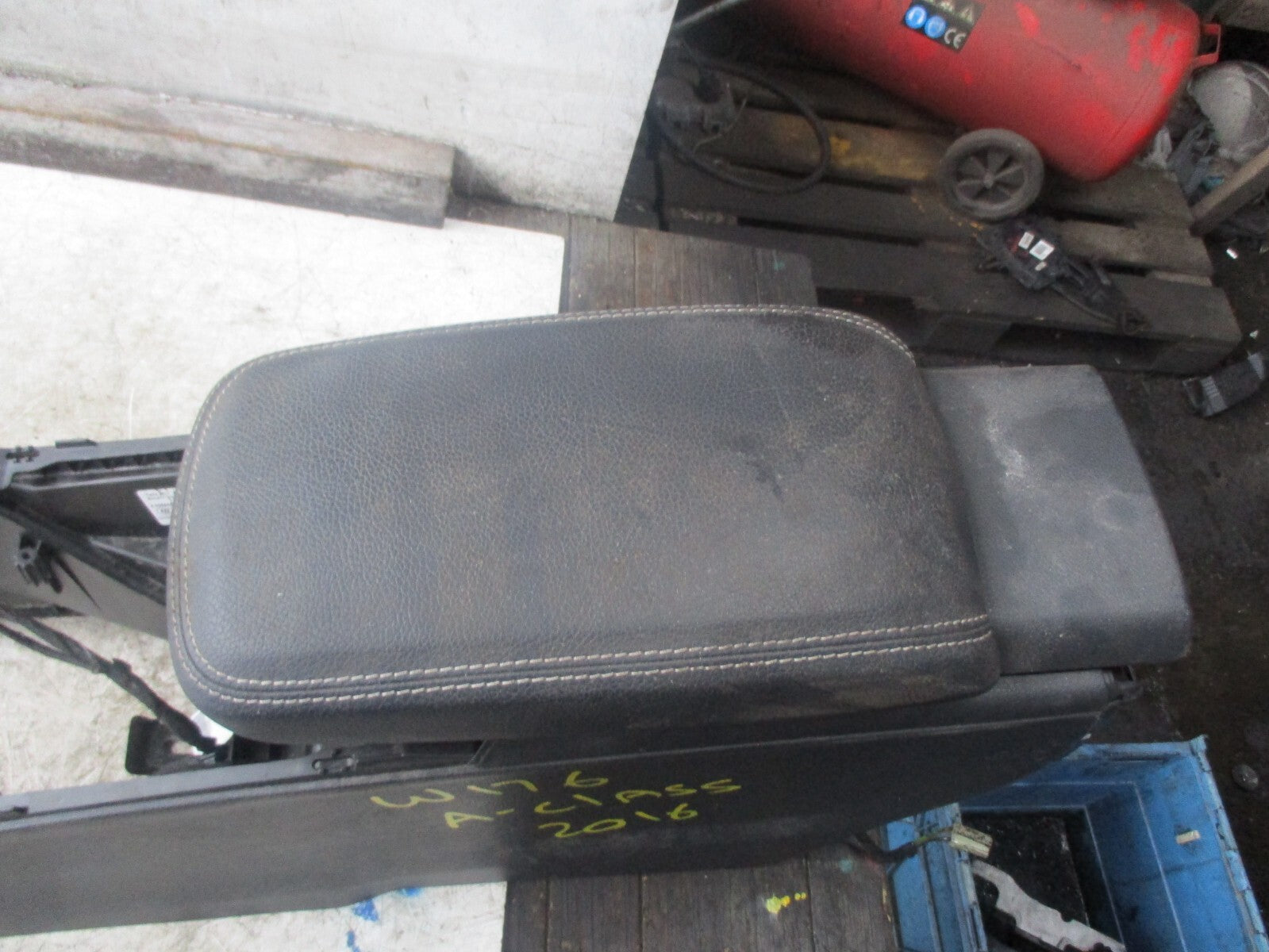MERCEDES A-CLASS W176 CENTRE CONSOLE ARM REST A1766804201