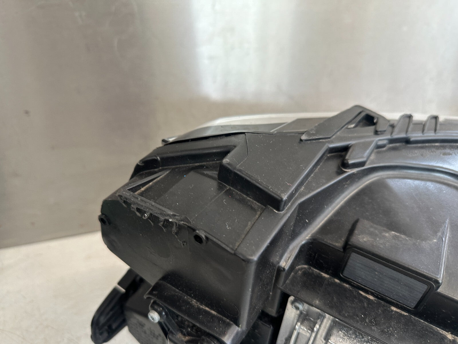 2022 CITROEN C5 AIRCROSS NS PASSENGER FRONT HEADLIGHT LED 9845356080 SPARES