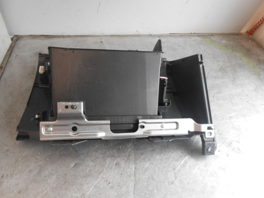MAZDA 3 BM (MK3) 2013 - 2016 NS PASSENGER SIDE GLOVE BOX COMPARTMENT B45A 64281