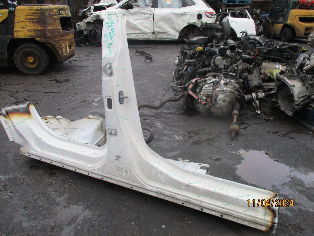 CITROEN C4 MK3 2021 OS DRIVER SIDE SILL B POST QUARTER PANEL WHITE