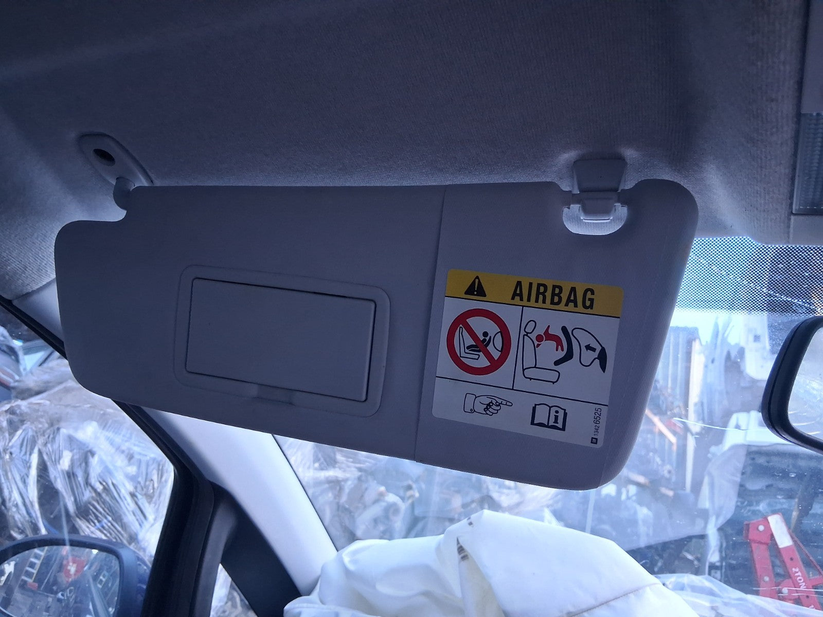 2016 VAUXHALL CORSA E NSF PASSENGER SIDE FRONT LEFT SUN VISOR SHADE