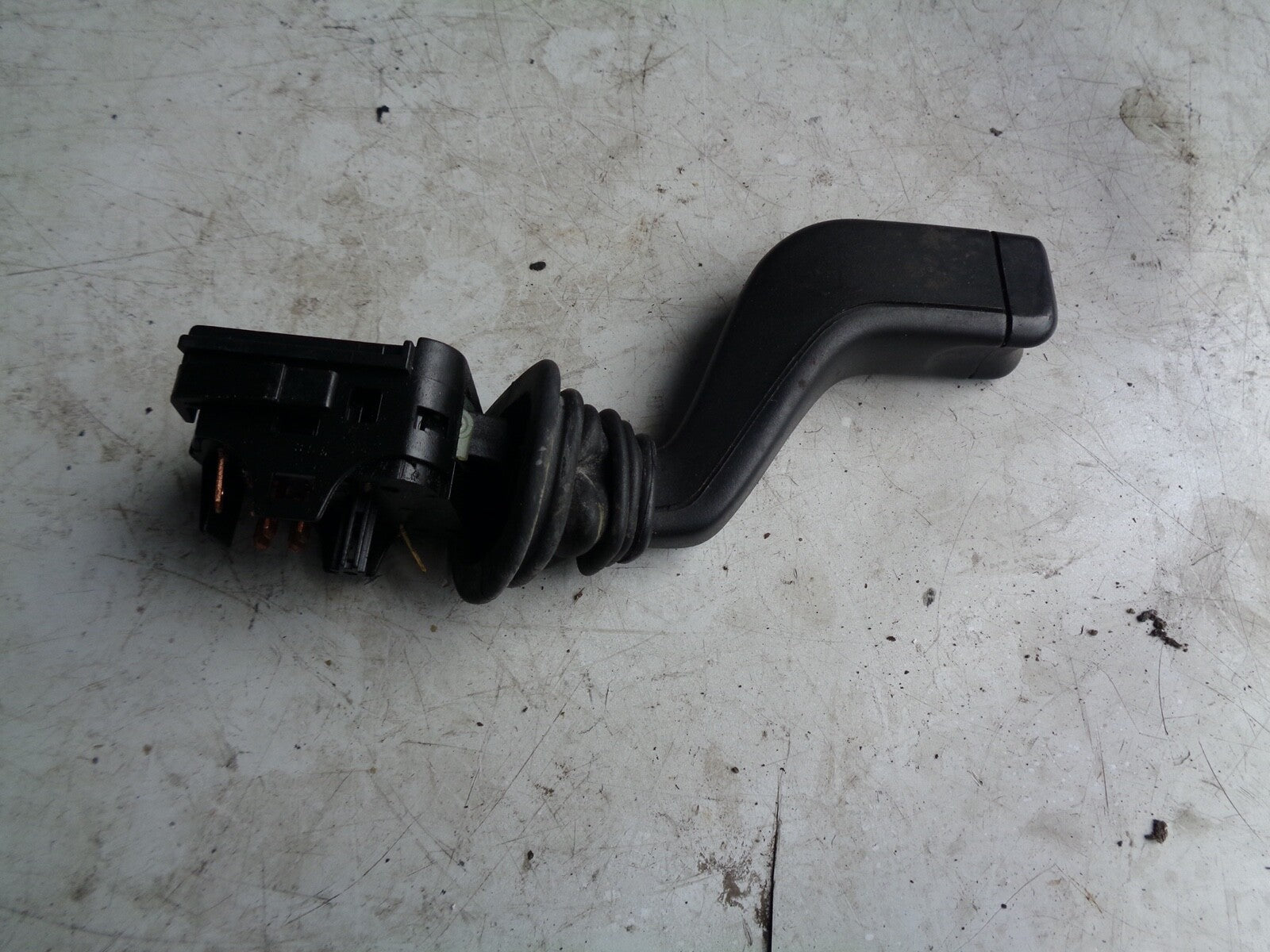 VAUXHALL ASTRA G ZAFIRA A WINDSCREEN WIPER STALK 092 115 275 502