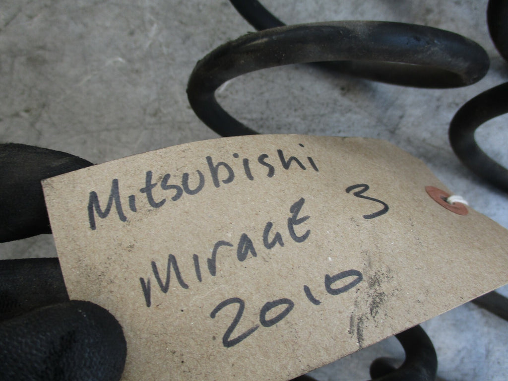 MITSUBISHI MIRAGE 2016 PAIR REAR SUSPENSION COIL SPRINGS
