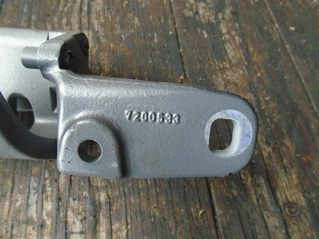 BMW 5 SERIES GT F07 2016 NSR PASSENGER SIDE REAR TAILGATE HINGE 7200533