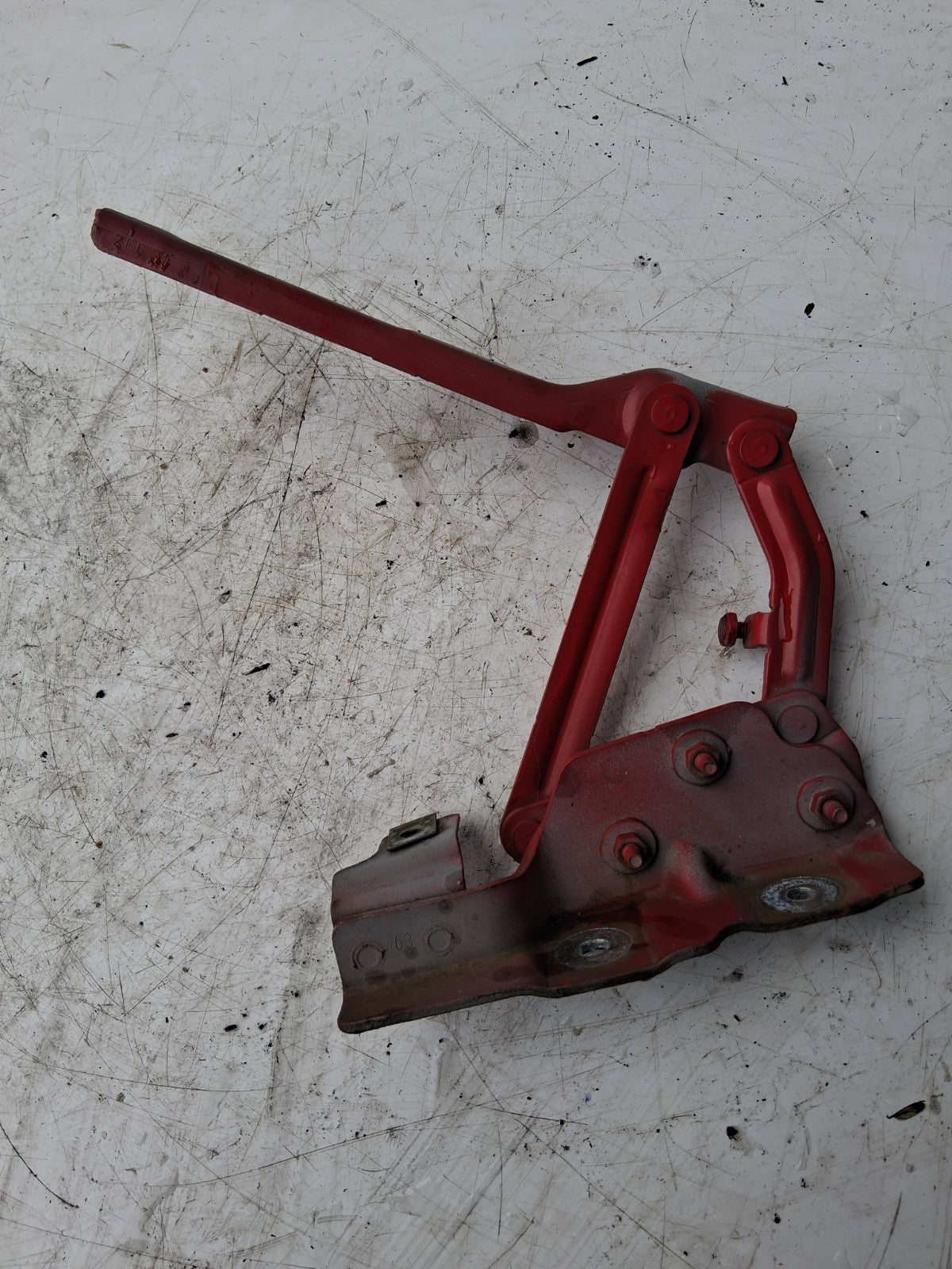 2013 VAUXHALL ASTRA J NSF NEAR LEFT PASSENGER SIDE FRONT BONNET HINGE 20879203