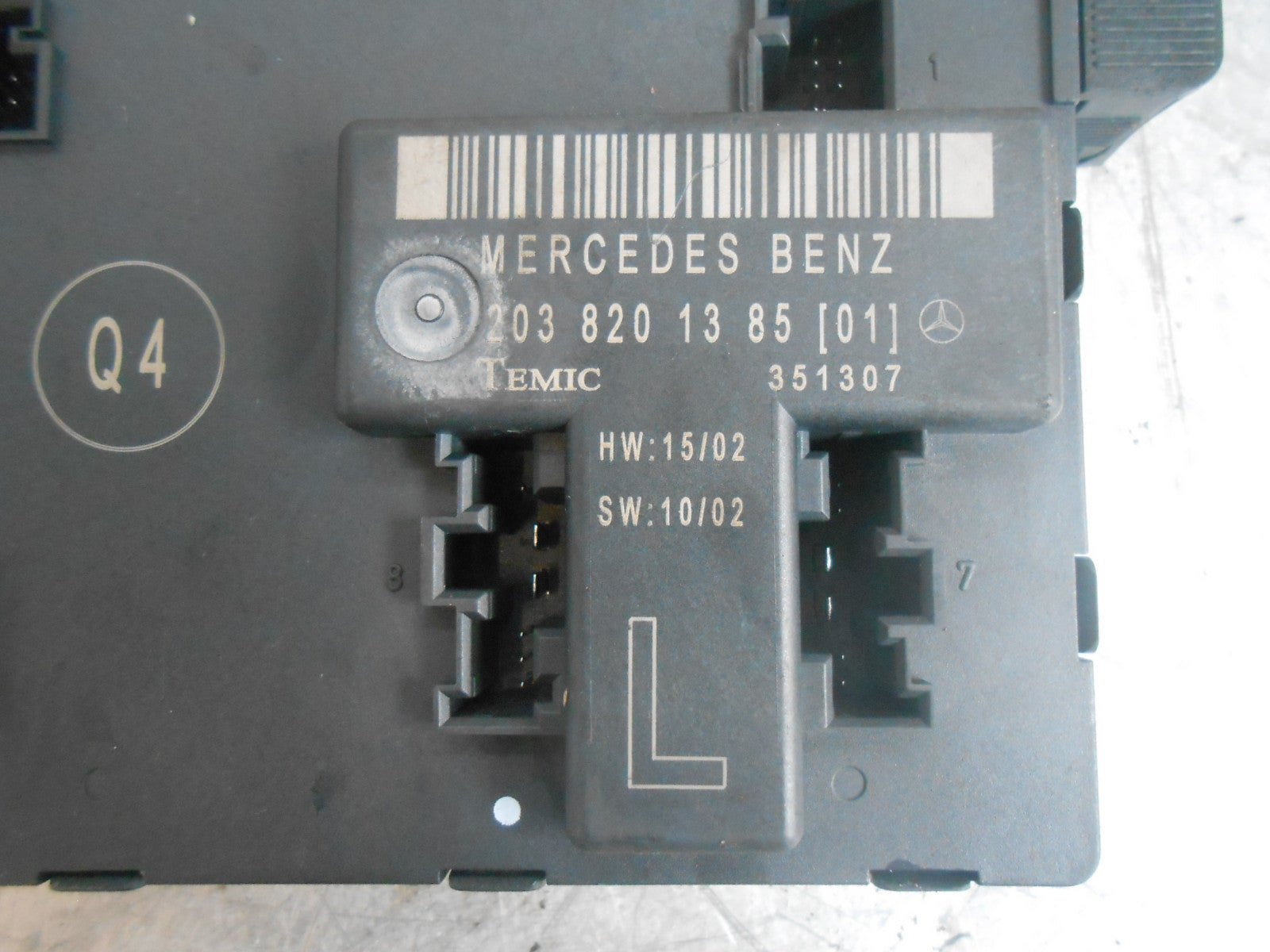 MERCEDES C CLASS W203 2003 NSF PASSENGER FRONT DOOR CONTROL MODULE 2038201385