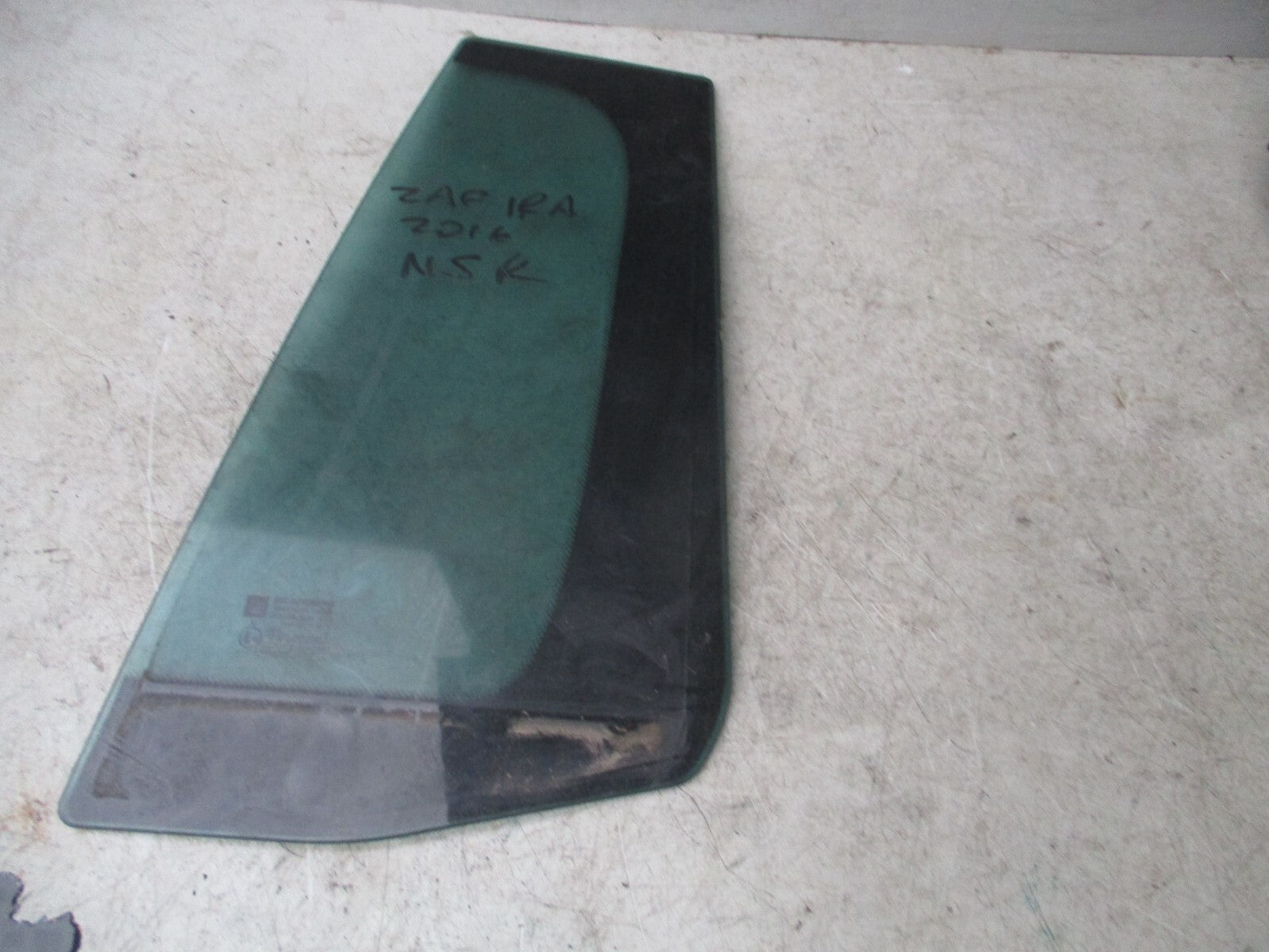 VAUXHALL ZAFIRA C 2016 NSR PASSENGER SIDE REAR QUARTER WINDOW GLASS