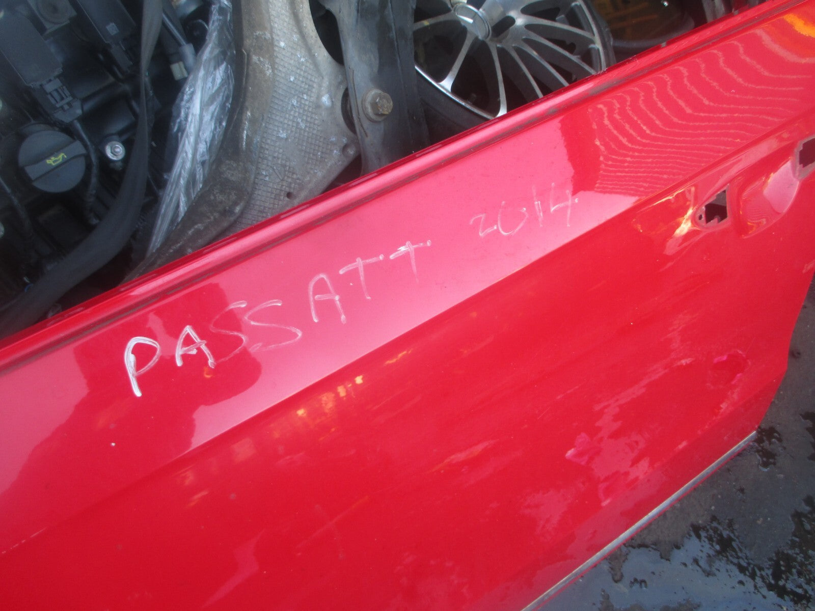 VW VOLKSWAGEN PASSAT B7 2014 NSF PASSENGER FRONT BARE DOOR TORNADO RED LY3B