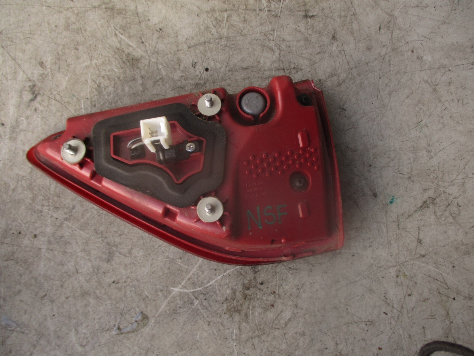 2018 KIA STONIC NSR PASSENGER SIDE REAR INNER TAIL LIGHT TAIL LAMP