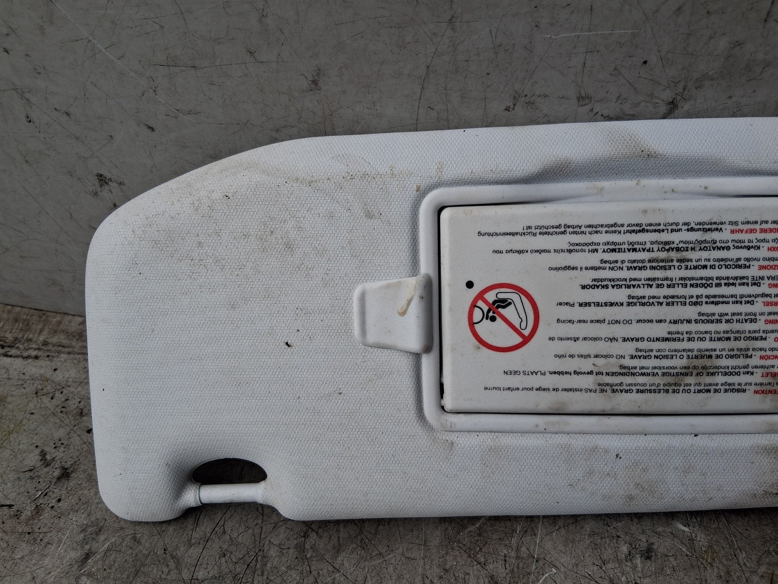 2012 PEUGEOT 208 NSF PASSENGER SIDE FRONT LEFT SUN VISOR SHADE
