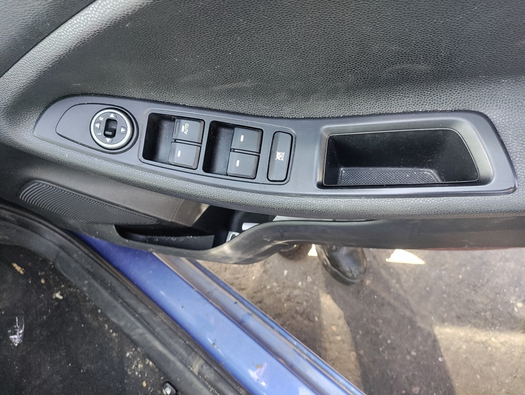 2019 HYUNDAI MK2 I20 FACELIFT OSF DRIVER SIDE FRONT RIGHT WINDOW SWITCH