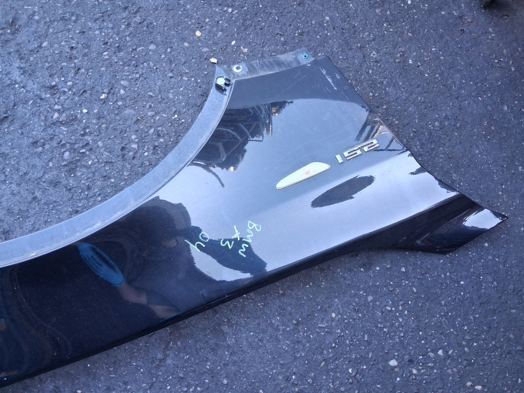 2004 BMW X3 E83 OSF DRIVER SIDE FRONT RIGHT WING PANEL BLACK