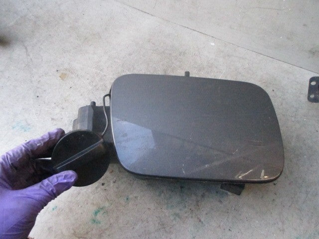 2020 CITROEN C5 AIRCROSS FUEL FILLER FLAP WITH CAP PLATINUM METALLIC GREY