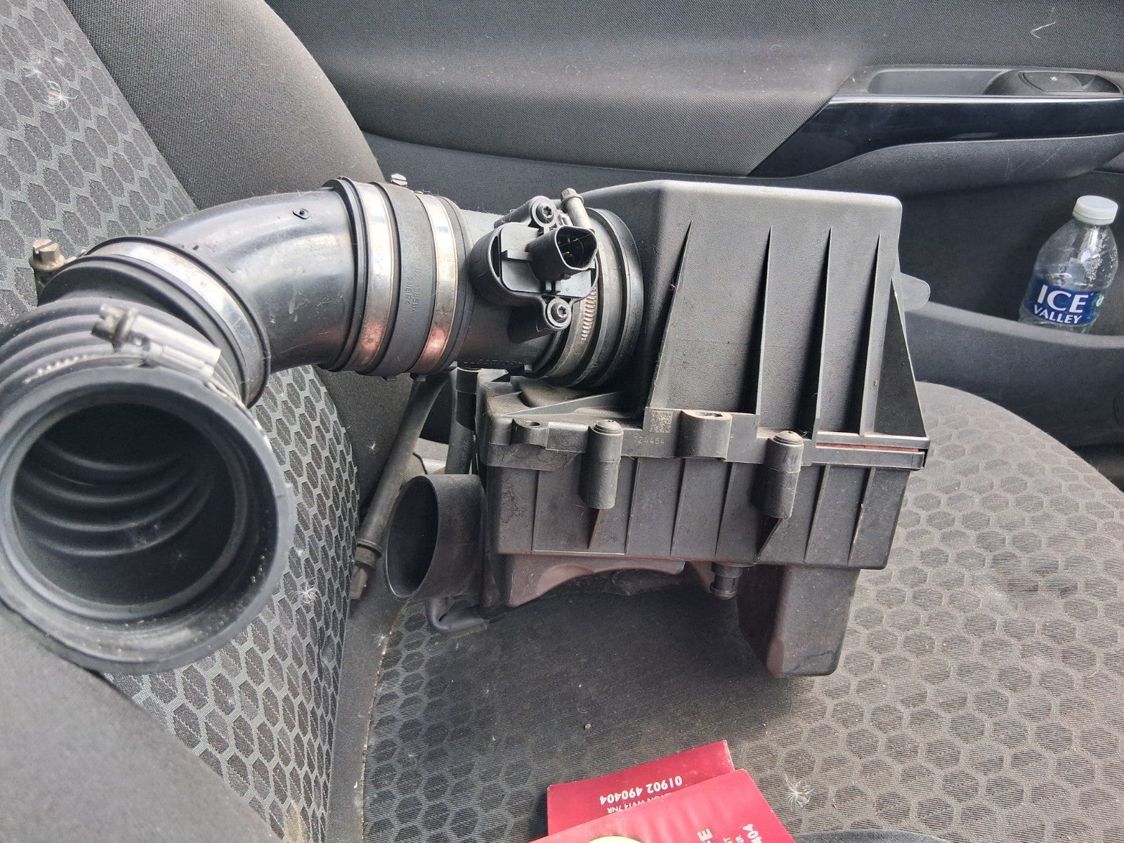 2017 VAUXHALL CORSA E 1.2 DIESEL AIR FILTER BOX HOUSING BOX