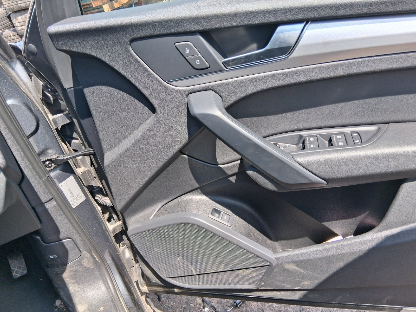 2019 AUDI Q5 ESTATE FY OSF DRIVER SIDE FRONT DOOR CARD PANEL