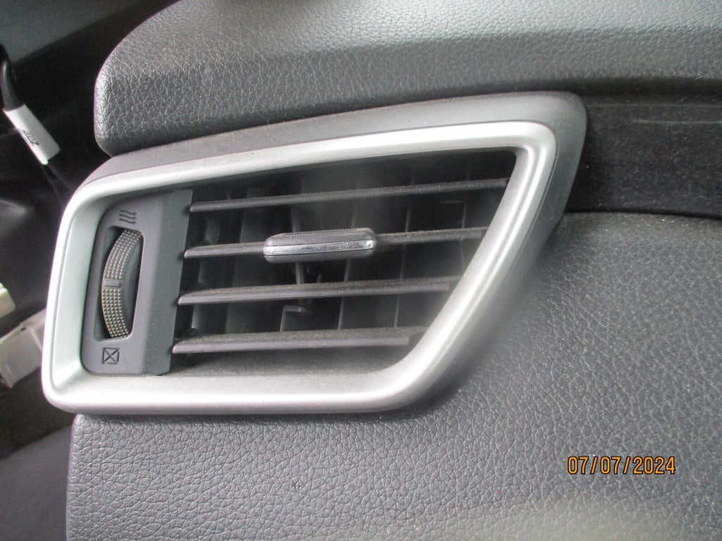 NISSAN QASHQAI J11 2014 NS PASSENGER FRONT AIR VENT ONLY