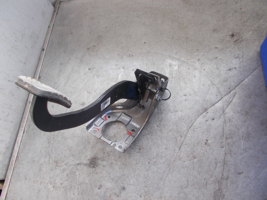 HYUNDAI i30 GD MK2 2015 BRAKE PEDAL 32800 3X800