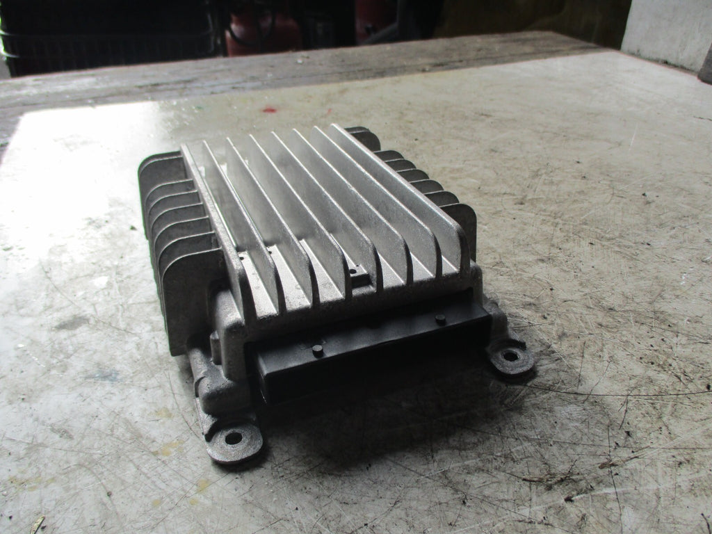 AUDI A3 8P 2010 BOSE AMPLIFIER UNIT MODULE 8P3035223B