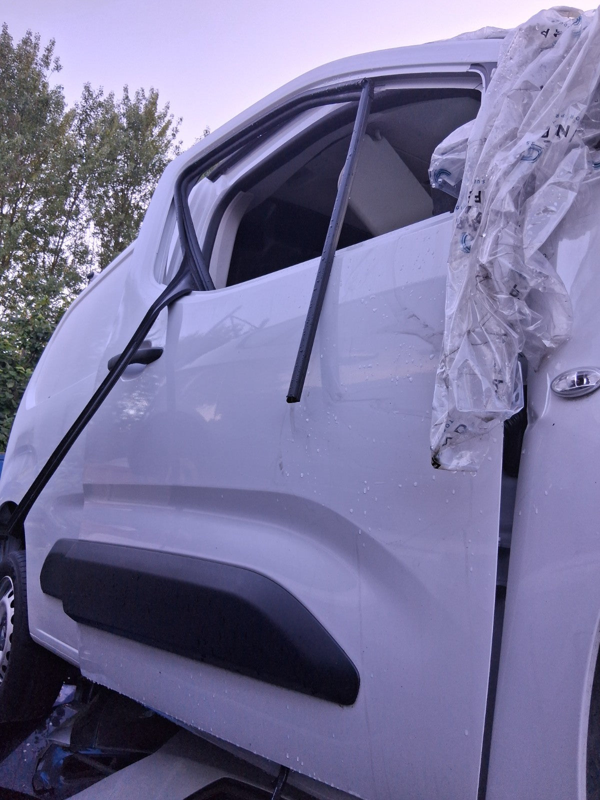 2024 VAUXHALL COMBO E K9 OSF DRIVER SIDE FRONT RIGHT BARE DOOR ICY WHITE EPR