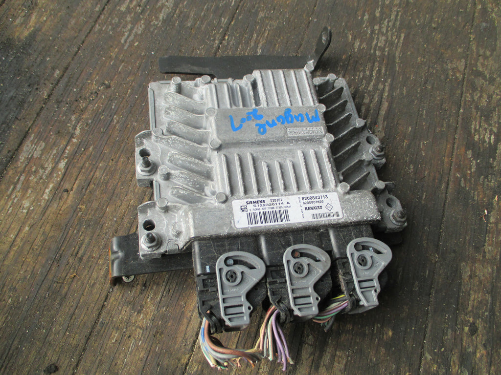 RENAULT MEGANE MK2 2007 1.5 DCI ECU ENGINE CONTROL MODULE UNIT 8200843713