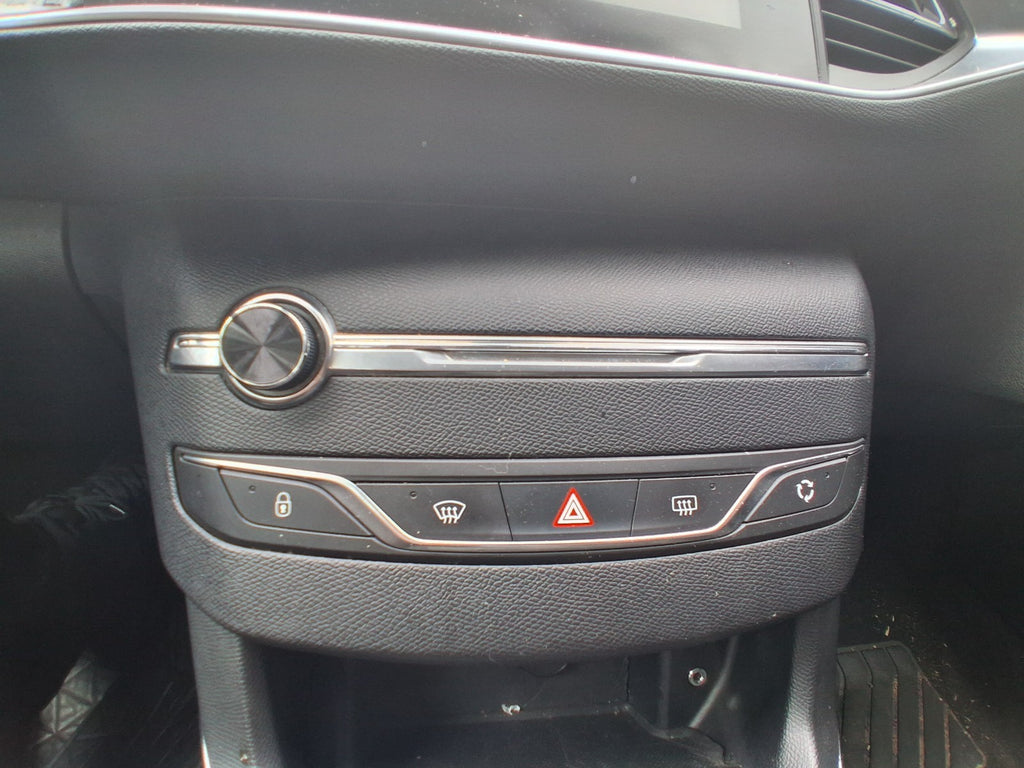 2014 PEUGEOT 308 MK2 AC CLIMATE CONTROL SWITCH PANEL