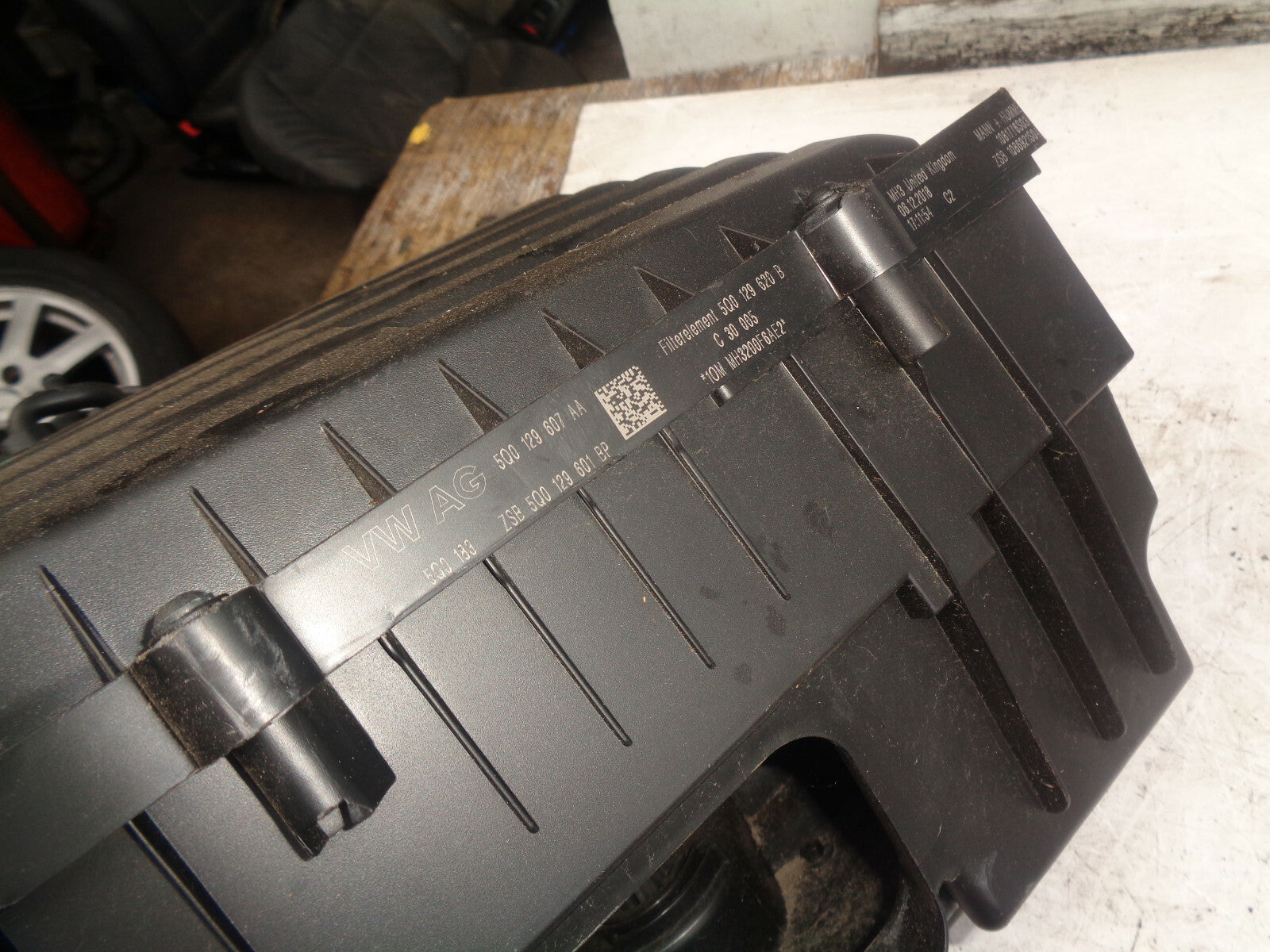 AUDI A3 2017 2.0 DIESEL AIR FILTER BOX + MAF SENSOR 5Q0129607AA