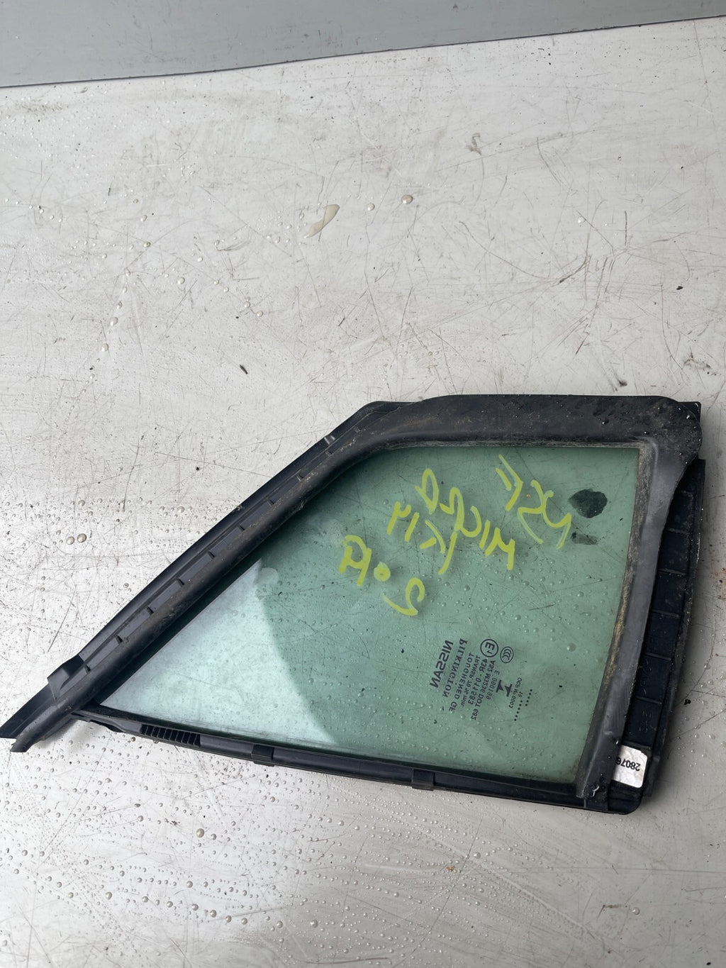 NISSAN MICRA K14 2019 NSF PASSENGER SIDE FRONT QUATER WINDOW GLASS 802C35FA0A