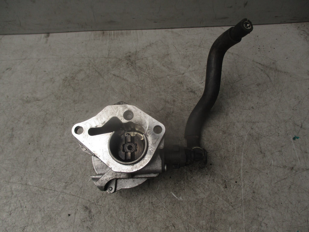 2015 NISSAN JUKE MK1 1.5 DIESEL VACCUMP PUMP 146505272R
