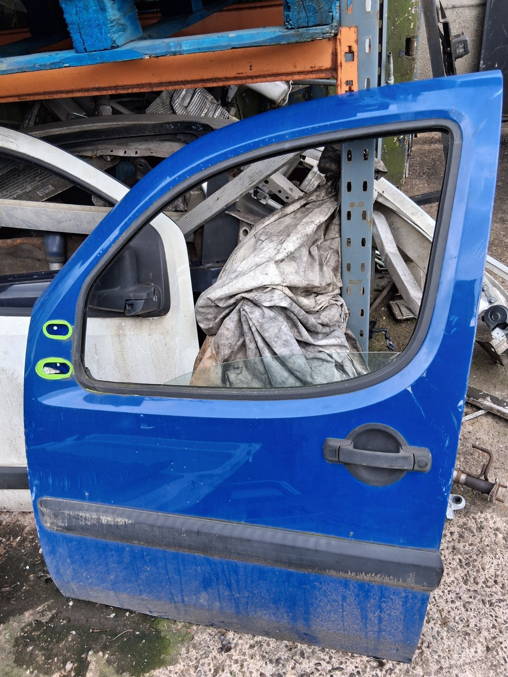 2010 FIAT DOBLO MK1 NSF PASSENGERR SIDE FRONT LEFT COMPLETE DOOR BLUE