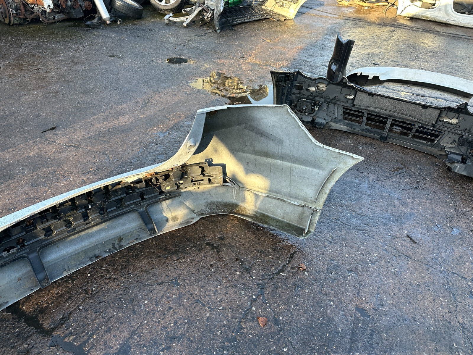 FORD MONDEO MK5 2016 REAR COMPLETE BUMPER WHITE