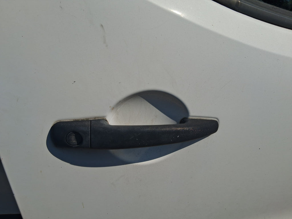 2015 PEUGEOT PARTNER MK2 OSF DRIVER SIDE FRONT RIGHT EXTERIOR DOOR HANDLE