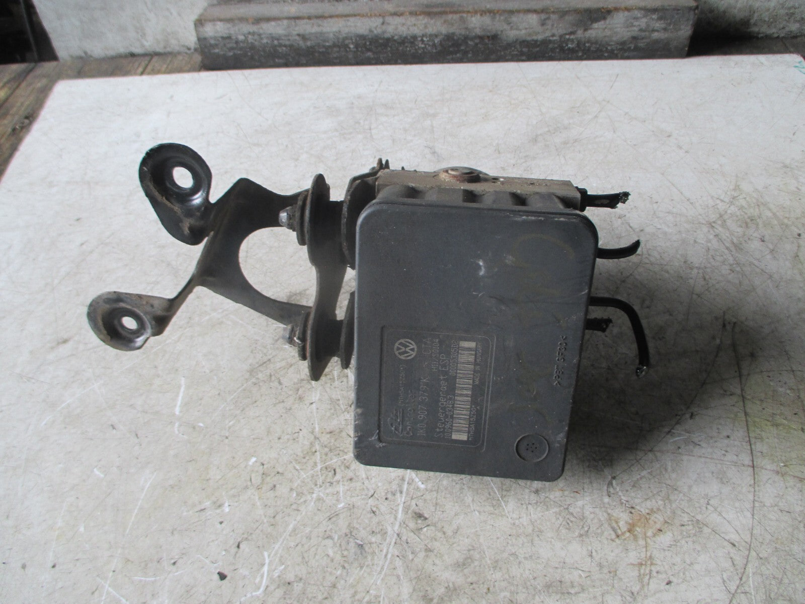 VW VOLKSWAGEN GOLF MK4 2003 ABS PUMP 1K0907379K