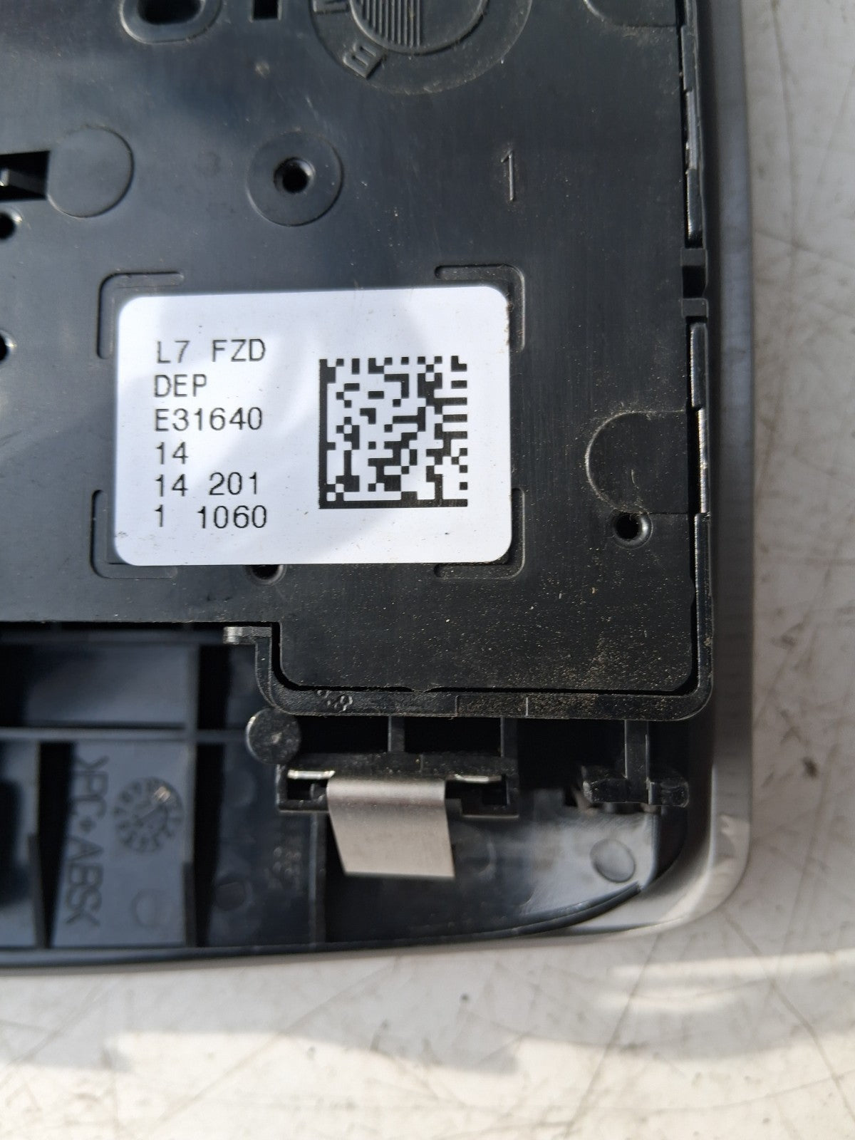 BMW 1 SERIES F20 2015 FRONT INTERIOR ROOF READING LIGHT 9321469