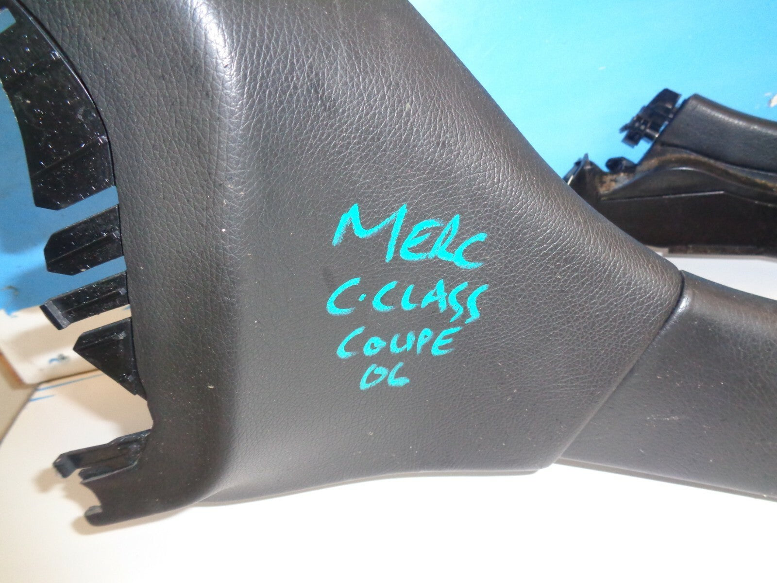 MERCEDES BENZ C-CLASS CL203 COUPE 2006 CENTRE CONSOLE & ARMREST