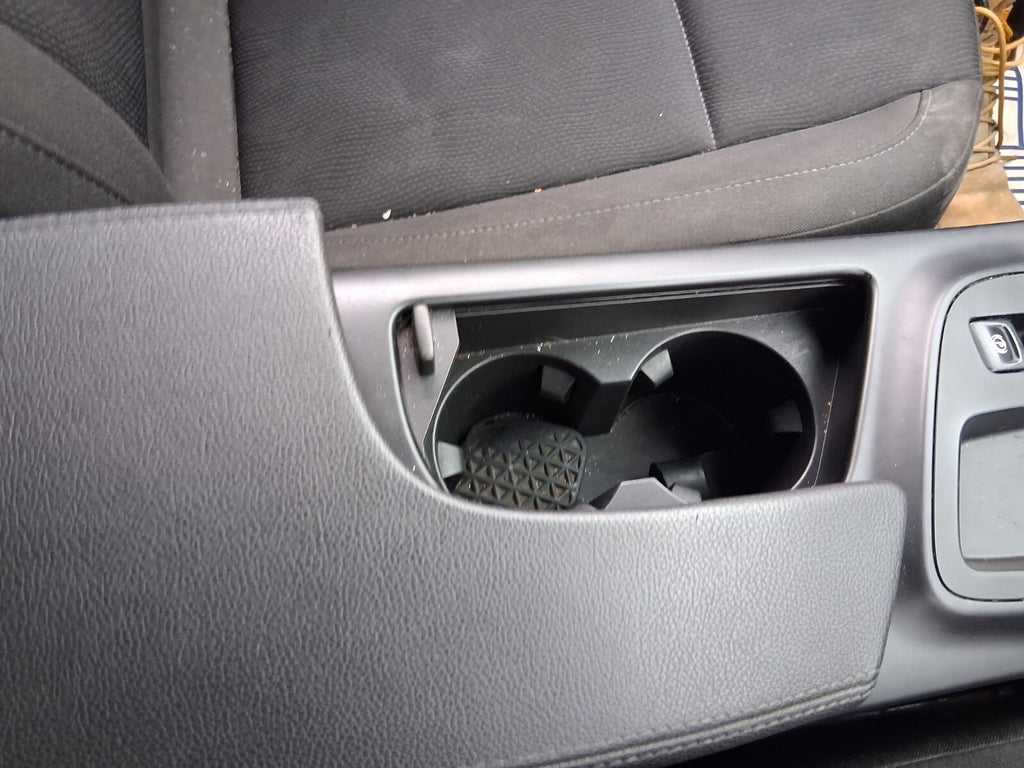 2011 VAUXHALL INSIGNIA ESTATE MK1 COMPLETE CENTRE CONSOLE TRIM SURROUND PANEL