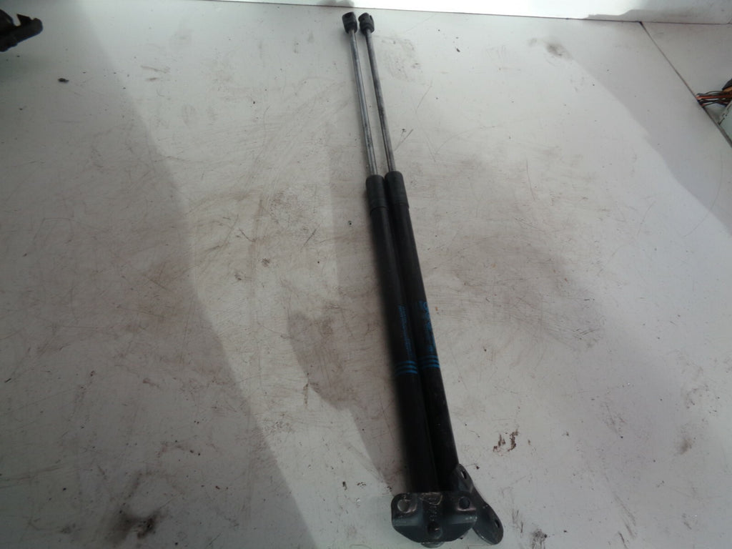 VAUXHALL CORSA E MK4 2016 BLACK REAR TAILGATE BOOTLID STRUTS PAIR 13428064