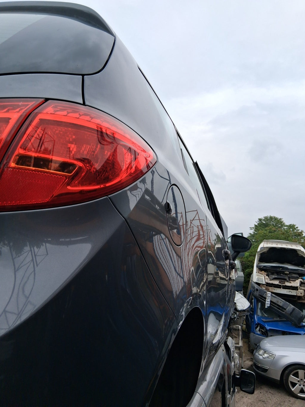 2017 VAUXHALL MERIVA B MK2 OSR DRIVER SIDE REAR RIGHT OUTER TAIL LIGHT
