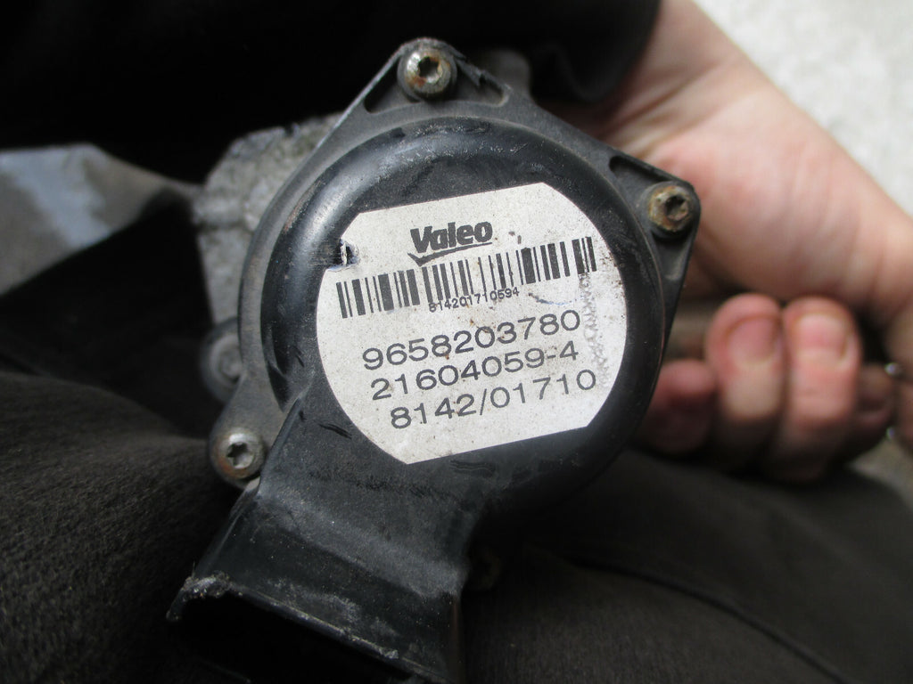 PEUGEOT 207 2006 1.4 DIESEL HDI EGR VALVE METAL PIPE ASSEMBLY 9658203780