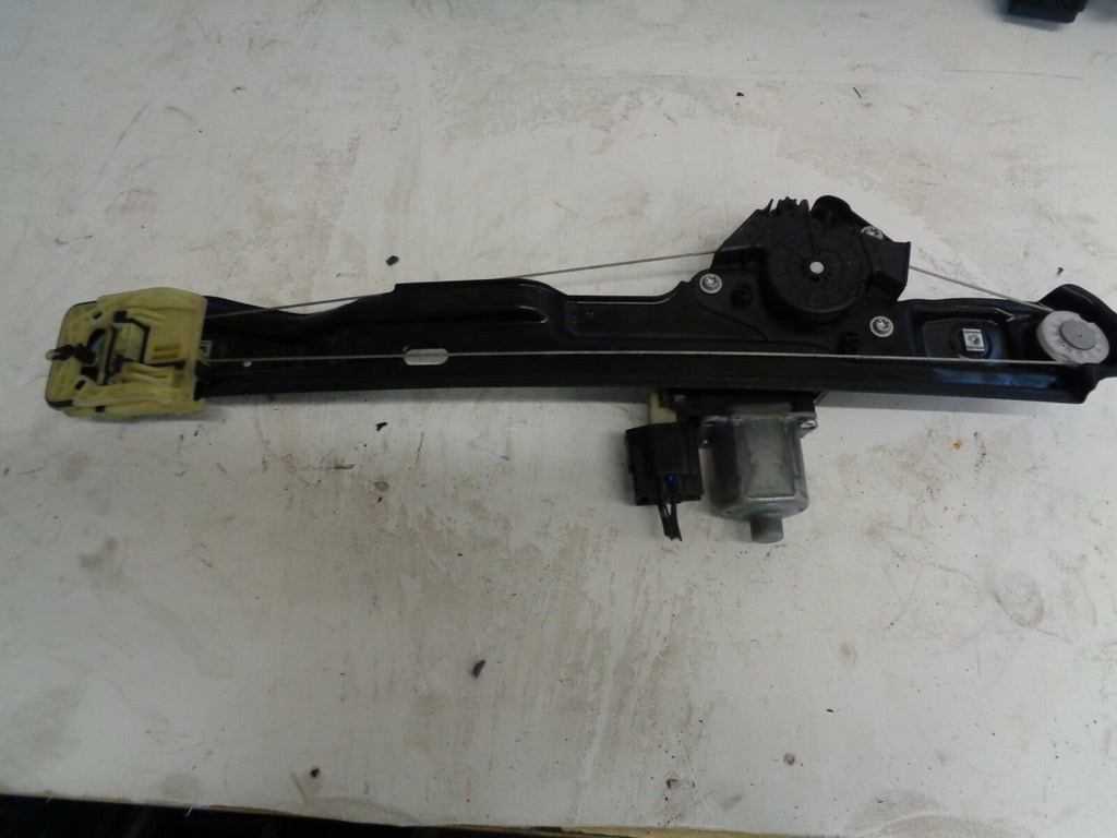 FORD ECOSPORT 2019 5DR OSR DRIVER REAR WINDOW REGULATOR AND MOTOR GN15A27000EB