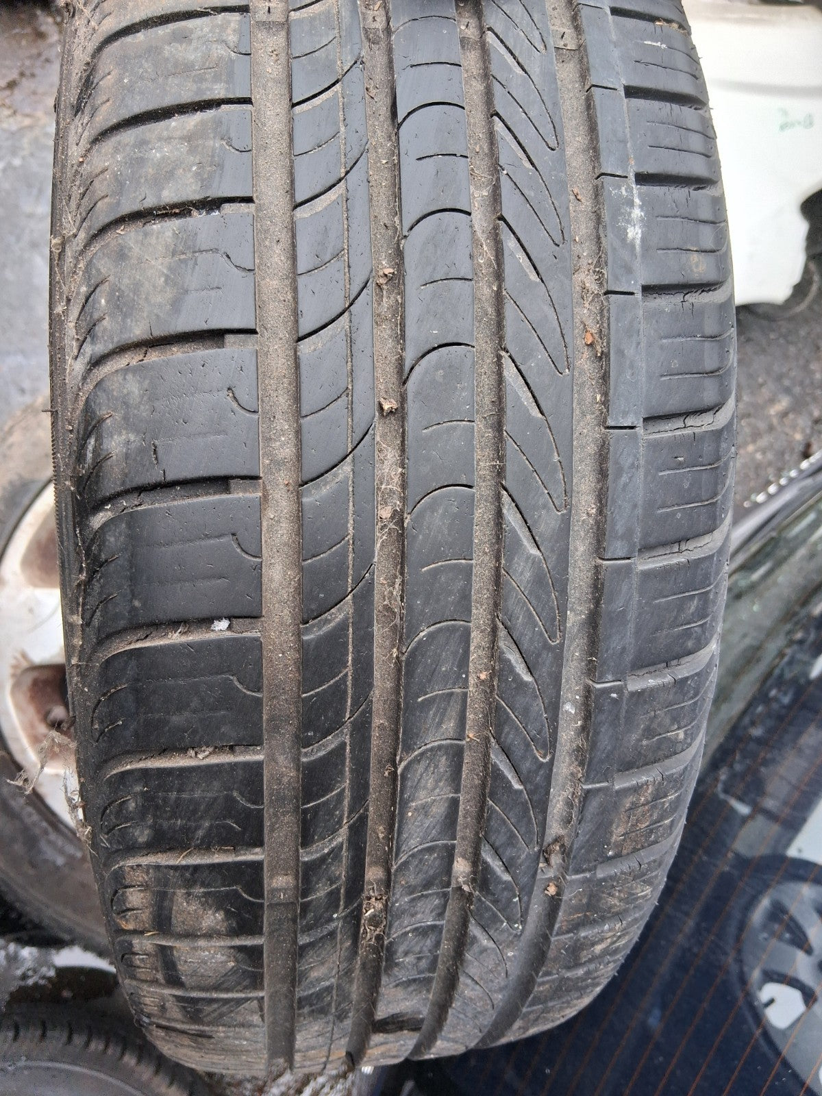 2005 VAUXHALL CORSA C 15 INCH ALLOY WHEEL WITH TYRE 185/55R15