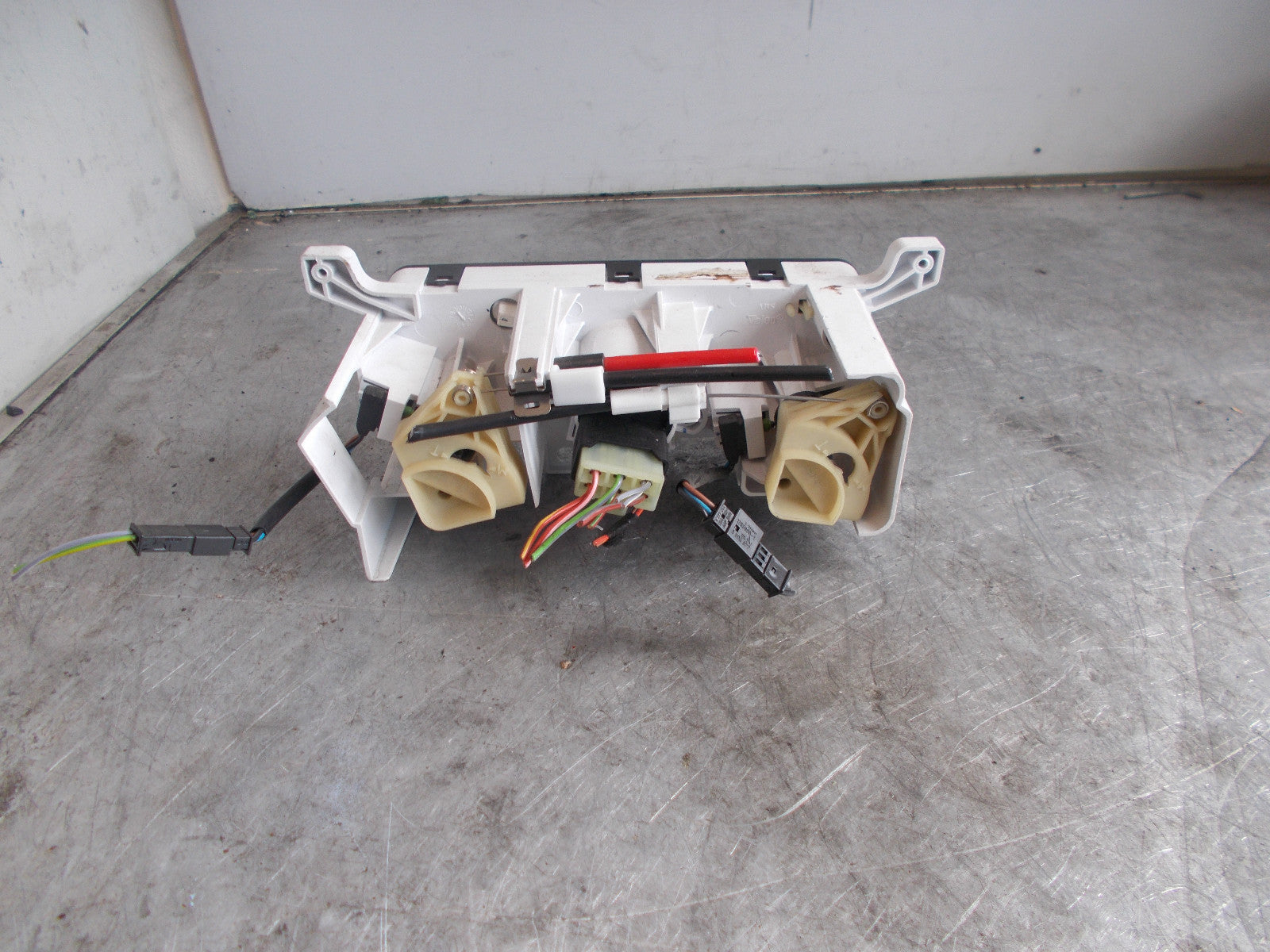 LAND ROVER FREELANDER CLIMATE CONTROL UNIT MODULE
