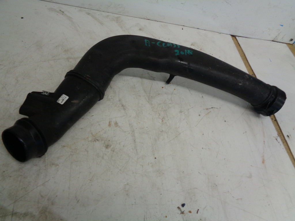 MERCEDES A CLASS A180 2017 W176 DIESEL AIR INTAKE PIPE HOSE A6510901737