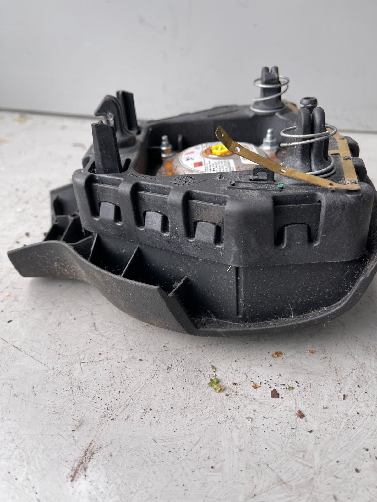 2011 NISSAN NOTE MK1 STEERING WHEEL AIRBAG 3055429